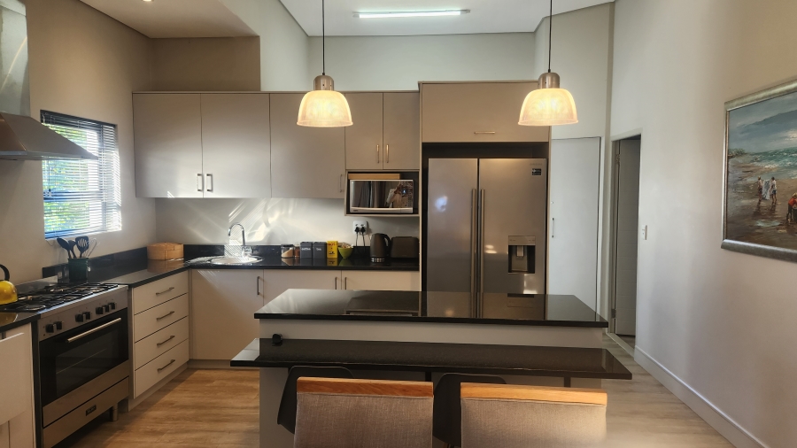 4 Bedroom Property for Sale in Westcliff Western Cape